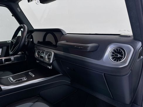 Certified 2025 Mercedes-Benz G 550 image 32
