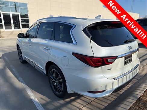 Certified 2020 INFINITI QX60 Luxe w/ Essential Package image 5