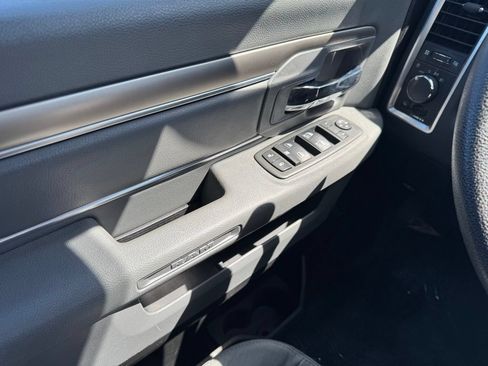Used 2013 RAM 1500 Classic SLT AWD/4WD image 29