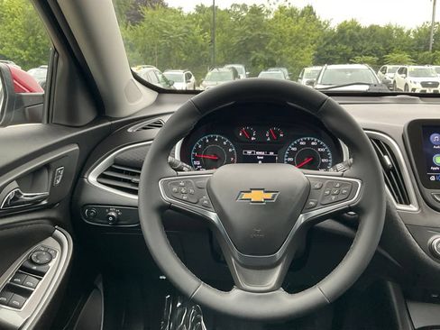 Used 2024 Chevrolet Malibu RS w/ LPO, Floor Liner Package FWD image 29