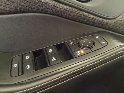Used 2021 Nissan Rogue SV AWD/4WD image 27