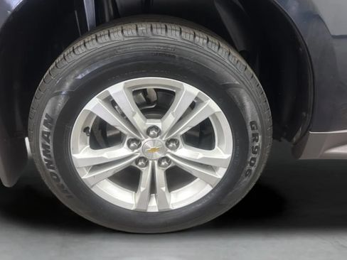Used 2017 Chevrolet Equinox LS w/ LPO, Protection Package FWD image 32