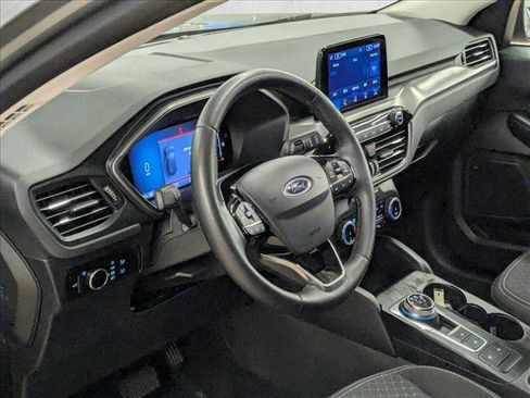 Used 2024 Ford Escape Active w/ Cold Weather Package image 10