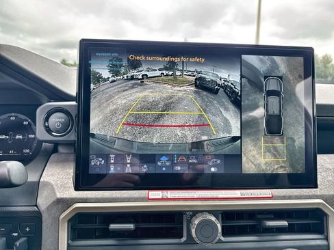 New 2025 Toyota Tacoma Trailhunter image 27