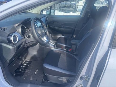 New 2025 Nissan Versa SV w/ Trunk Package FWD image 6