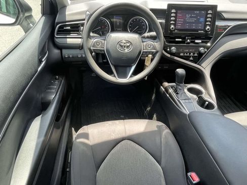 Used 2022 Toyota Camry LE FWD image 13