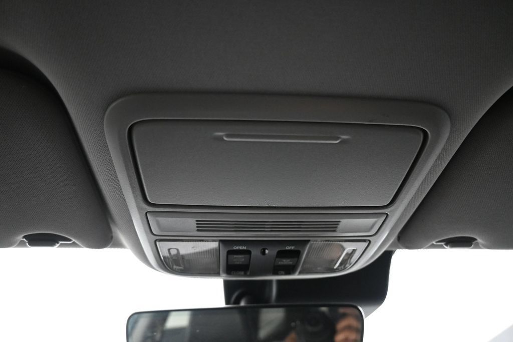Certified 2021 Honda Pilot Special Edition image 17