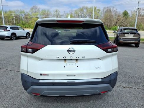 Certified 2021 Nissan Rogue SV image 16