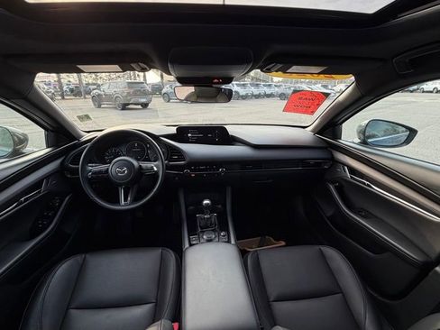 Used 2025 MAZDA MAZDA3 2.5 S Hatchback w/ Premium Pkg FWD image 24