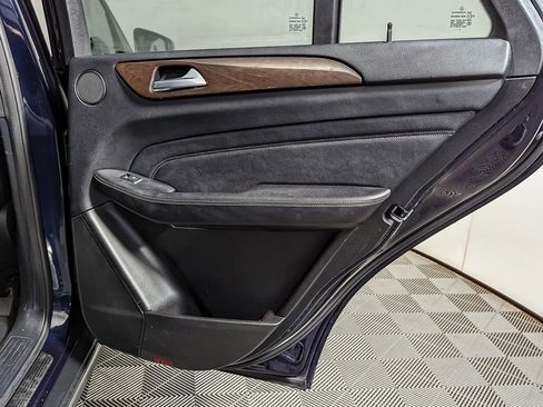 Used 2013 Mercedes-Benz ML 350 4MATIC image 42