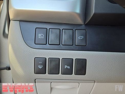 Used 2019 Toyota Highlander Limited image 17