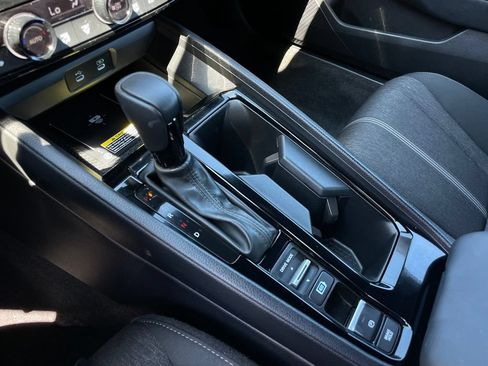 Used 2025 Honda Accord Sport image 19