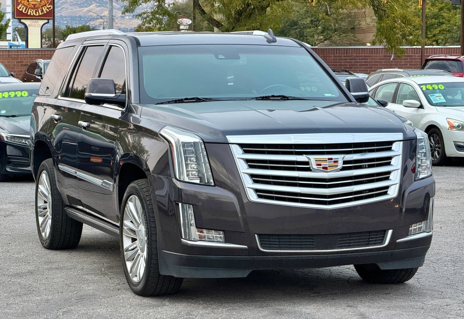 Used 2016 Cadillac Escalade Platinum AWD/4WD image 1