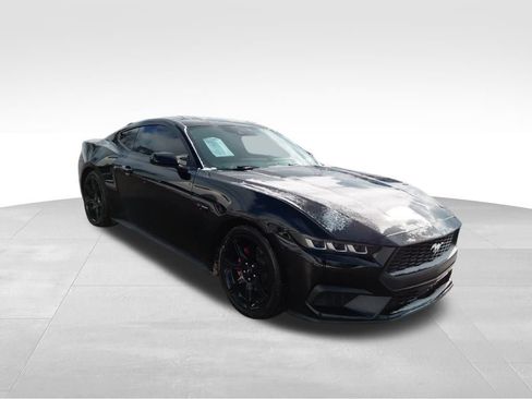 Used 2024 Ford Mustang Coupe image 9