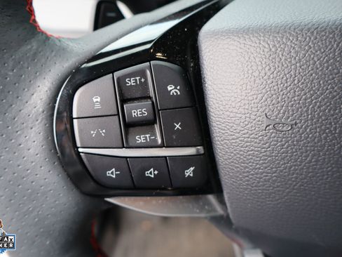 Used 2025 Ford Explorer ST AWD/4WD image 13