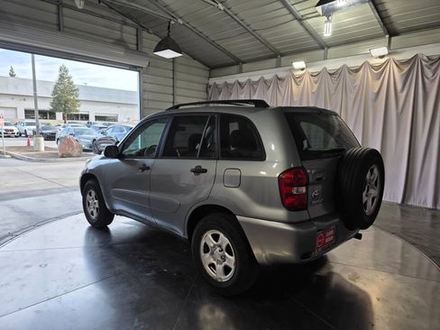 Used 2004 Toyota RAV4 2WD image 7