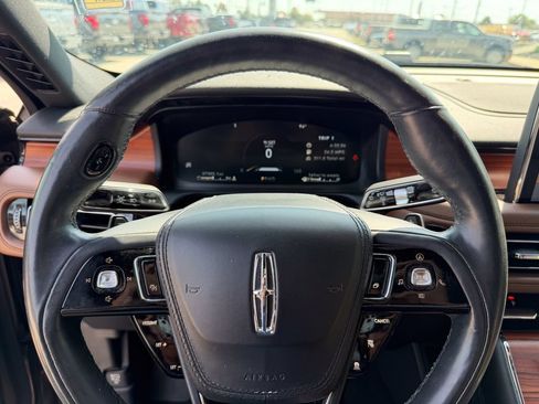 Used 2020 Lincoln Aviator Reserve w/ Equipment Group 201A AWD/4WD image 26