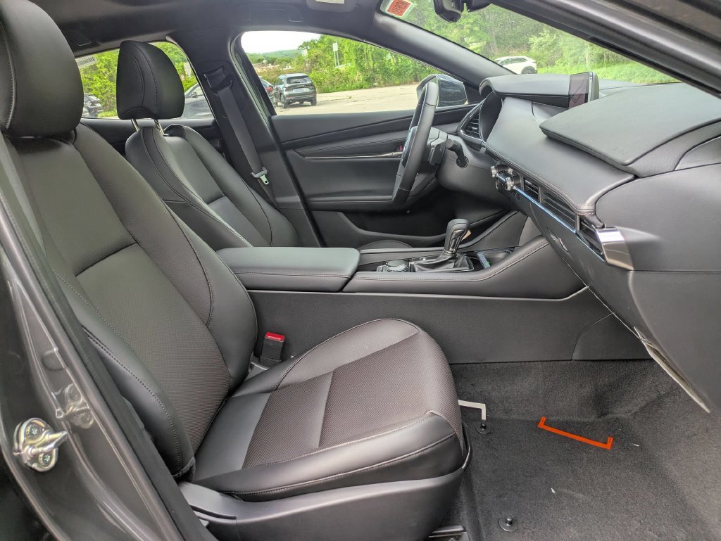 New 2026 MAZDA MAZDA3 Hatchback w/Premium Plus Pkg AWD/4WD image 27