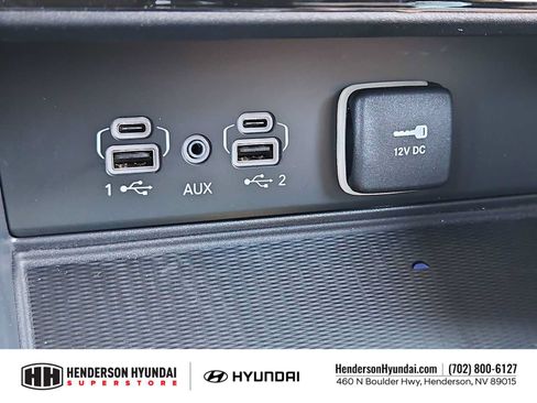 Used 2025 Jeep Grand Cherokee Limited w/ Luxury Tech Group II AWD/4WD image 31