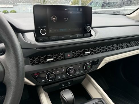 Certified 2024 Honda Accord EX image 24