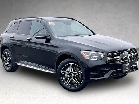Used 2022 Mercedes-Benz GLC 300 image 2