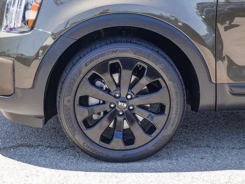 Certified 2023 Kia Telluride S w/ S Sunroof Package FWD image 10