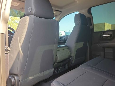 Used 2020 Chevrolet Silverado 1500 Custom w/ Custom Value Package RWD image 16