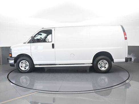 Used 2024 Chevrolet Express 2500 w/ Driver Convenience Package image 3