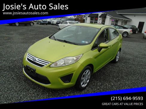 Used 2011 Ford Fiesta SE w/ 201A Rapid Spec Order Code image 1