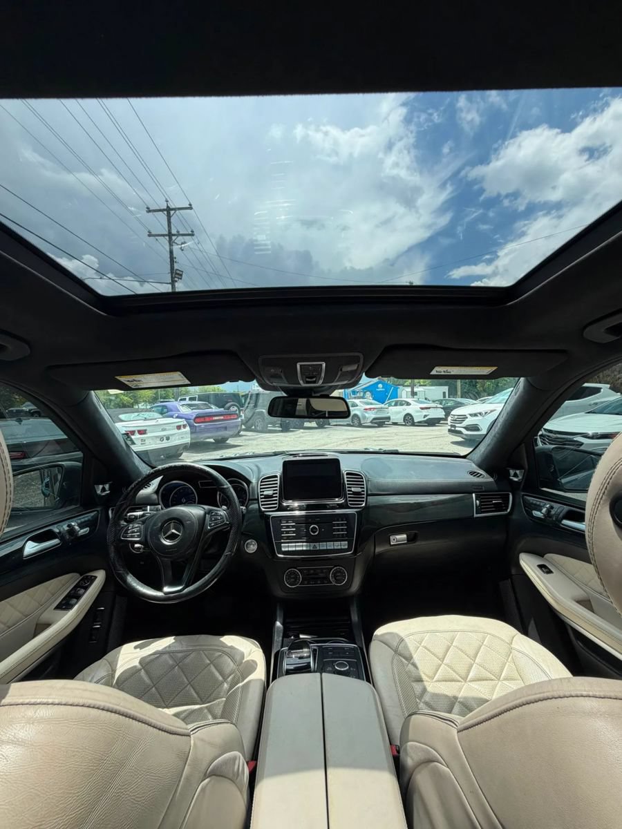 Used 2017 Mercedes-Benz GLS 550 4MATIC image 14