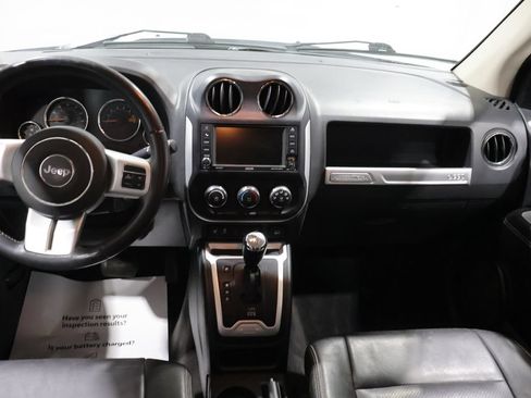 Used 2015 Jeep Compass High Altitude FWD image 16