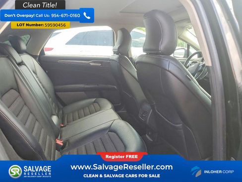 Used 2017 Ford Fusion SE w/ Equipment Group 201A FWD image 13