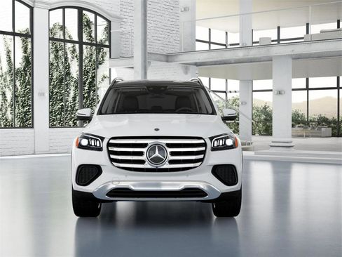 New 2026 Mercedes-Benz GLS 450 4MATIC image 7