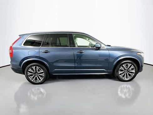 Used 2021 Volvo XC90 T5 Momentum w/ Climate Package FWD image 4