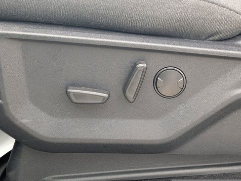 Used 2024 Ford F150 XLT w/ Equipment Group 302A MID image 19