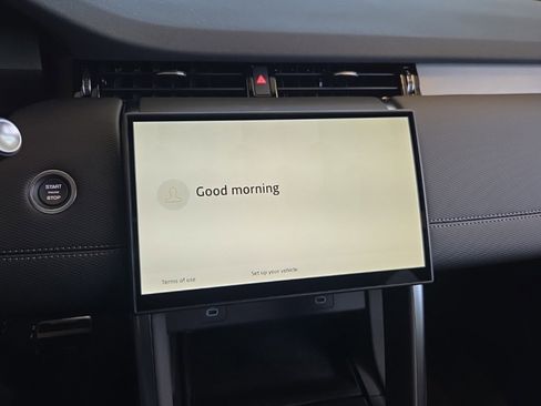 New 2025 Land Rover Discovery Sport Dynamic SE image 24