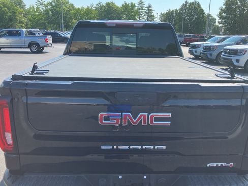 Used 2019 GMC Sierra 1500 AT4 w/ AT4 Preferred Package AWD/4WD image 6