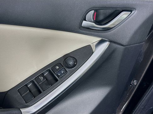 Used 2016 MAZDA CX-5 Touring FWD image 15