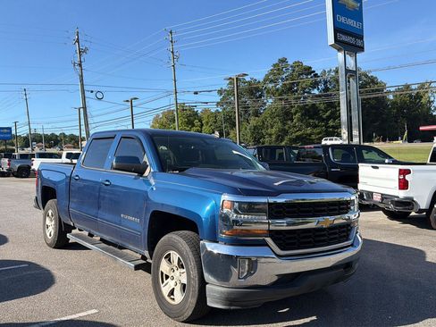 Used 2017 Chevrolet Silverado 1500 LT w/ All Star Edition RWD image 5