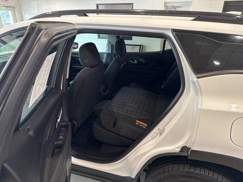 Used 2023 GMC Terrain SLE w/ Driver Convenience Package AWD/4WD image 20