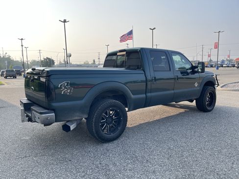Used 2011 Ford F250 Lariat w/ Lariat Interior Pkg AWD/4WD image 3