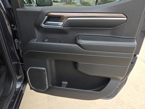 Used 2024 Chevrolet Silverado 1500 LT image 27