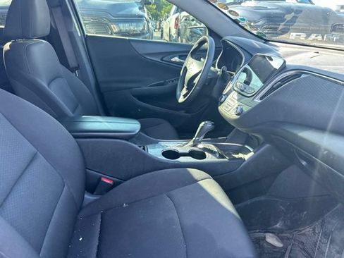 Used 2020 Chevrolet Malibu LT w/ Redline Edition FWD image 7