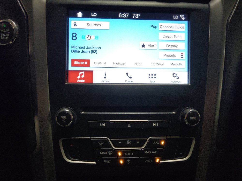 Used 2017 Ford Fusion SE w/ Fusion SE Technology Package FWD image 25