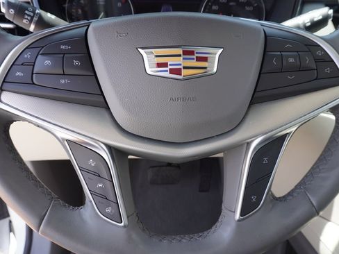 Used 2024 Cadillac XT5 Premium Luxury w/ Technology Package FWD image 18