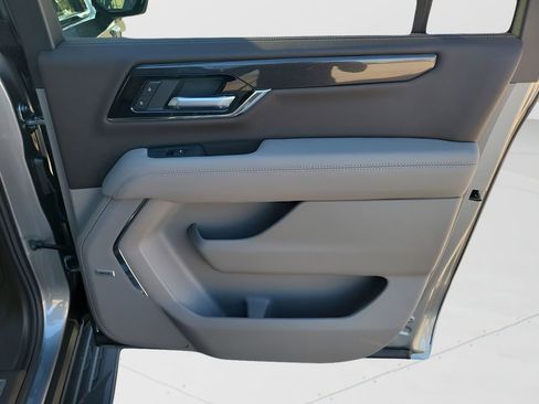 New 2026 GMC Yukon XL Elevation image 45