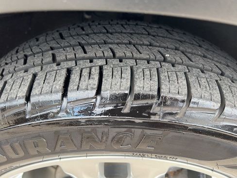 Used 2020 Chevrolet Blazer LT w/ Sound & Technology Package image 41