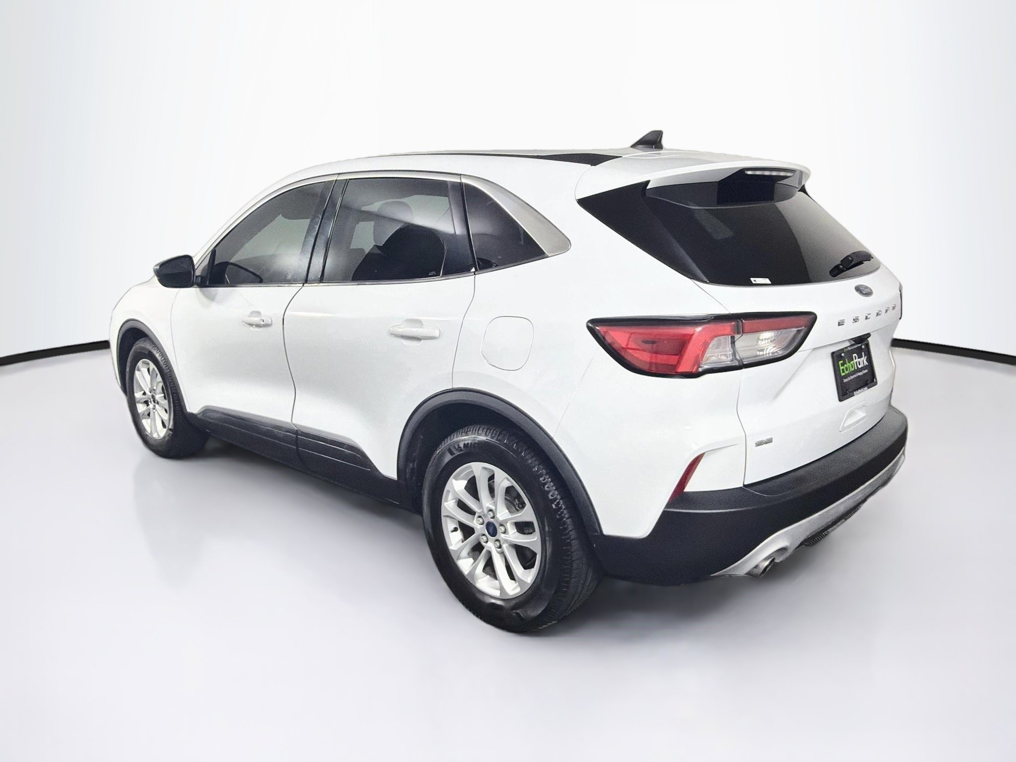 Used 2022 Ford Escape SE FWD image 5