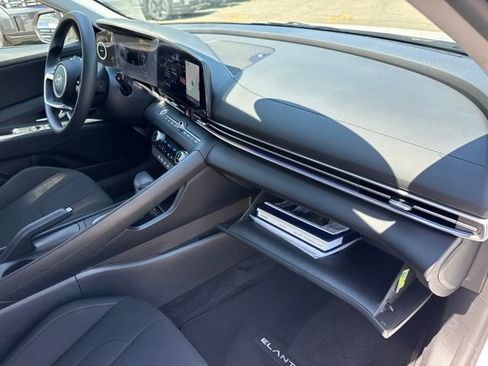 Certified 2024 Hyundai Elantra SEL FWD image 24