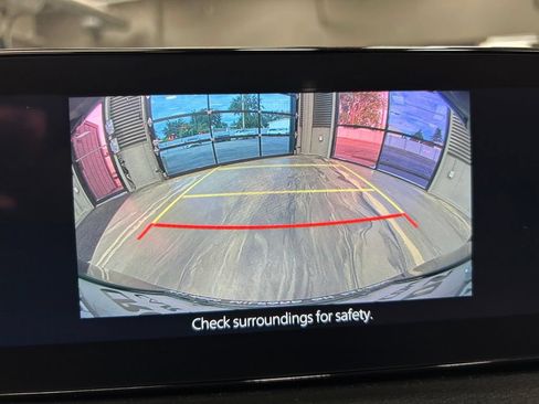 Used 2024 MAZDA MAZDA3 s FWD image 18